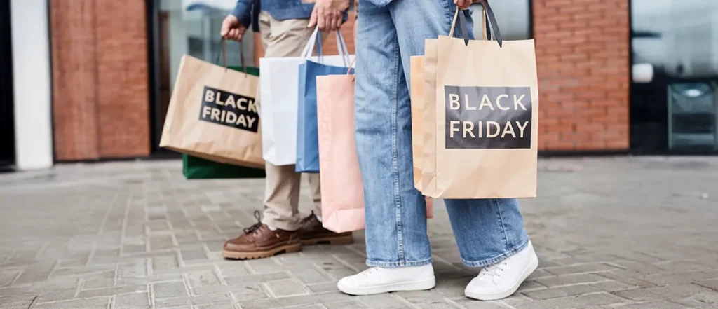 Key Signage Ideas to Boost Smartphone Sales This Black Friday 